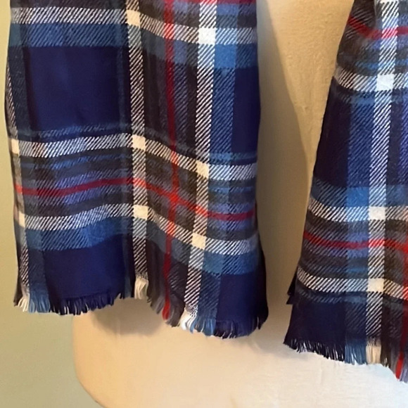 Oversized plaid super soft wrap around blanket scarf - Picture 4 of 11
